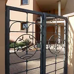 Apartamento Borgo Degli Ulivi *