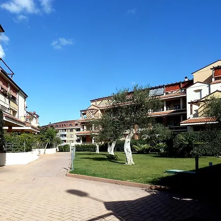 Borgo Degli Ulivi *